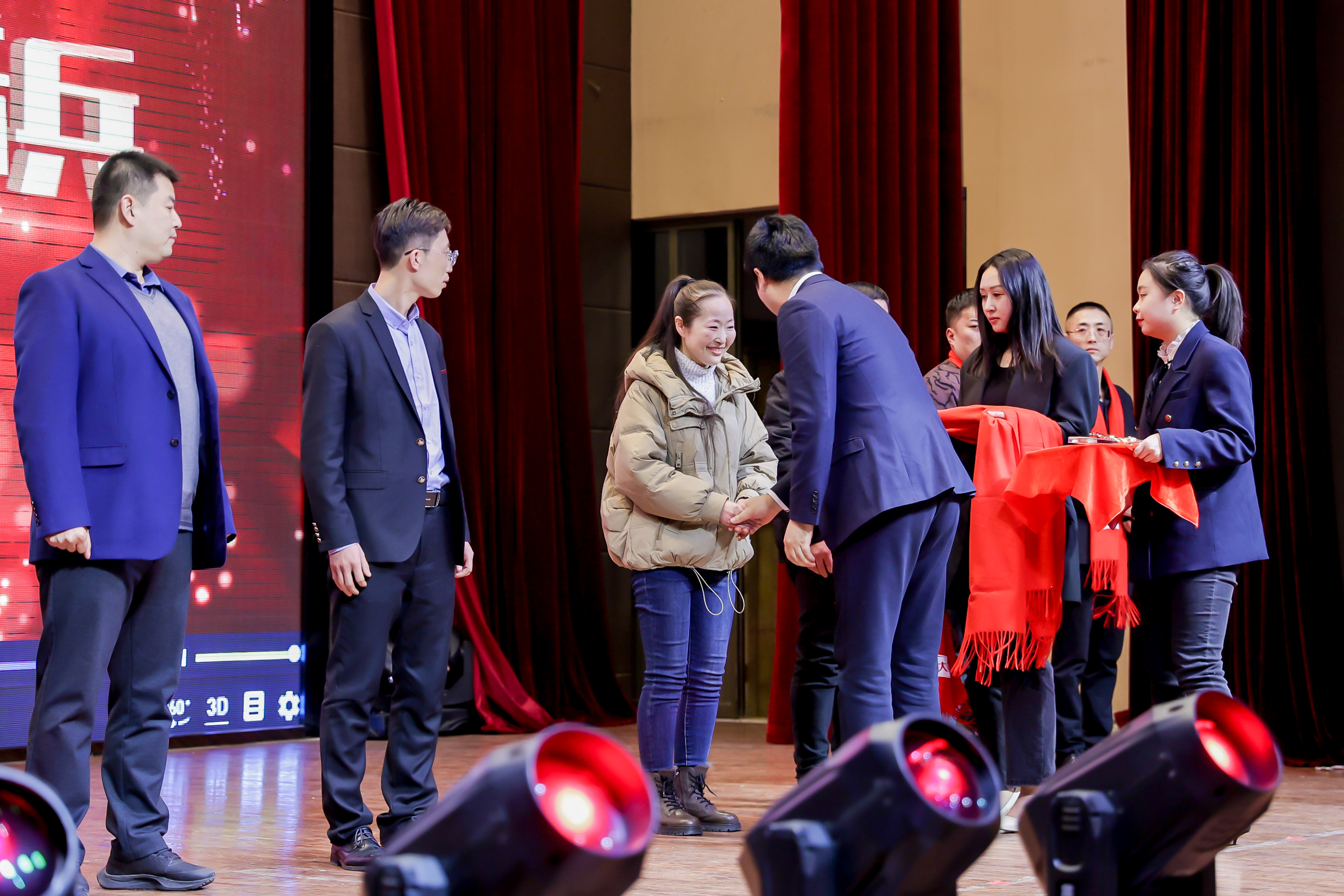 SHIB9254.JPG SHIB9254.JPG